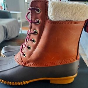 Tommy Hilfiger Women's Boots Size 9